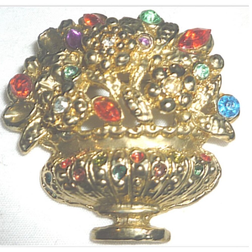 VINTAGE MULTI COLOR RHINESTONE FLOWERS IN BASKET PIN BROOCH GOLD CASED